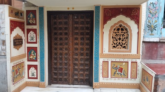 delhi-door